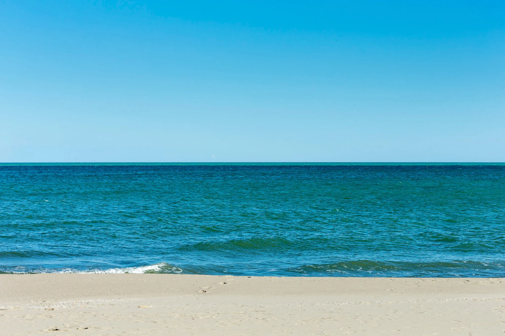 Ocean with blue green water