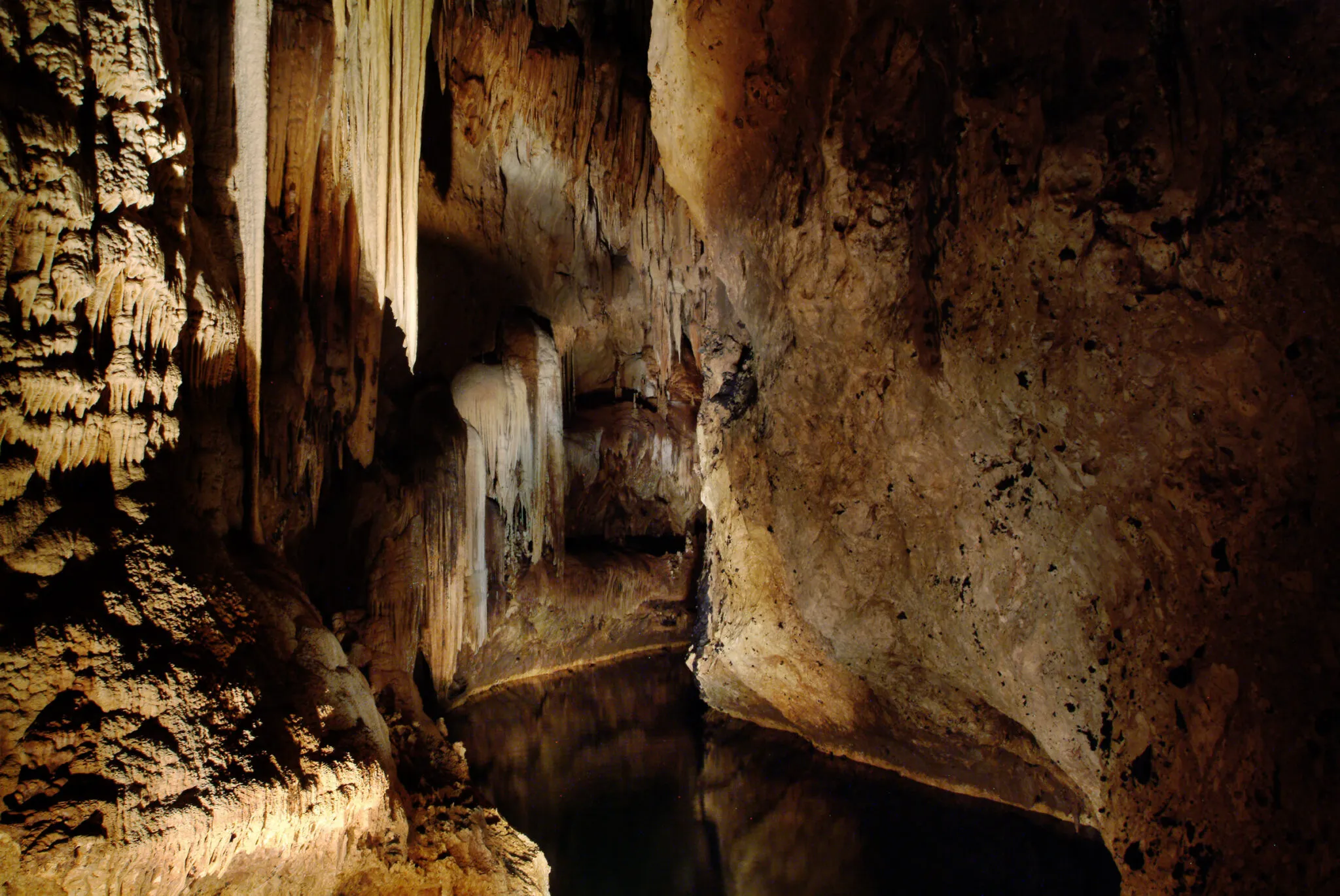 Rock formations inside Barton Creek Cave